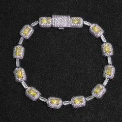 Light Yellow Gold Color