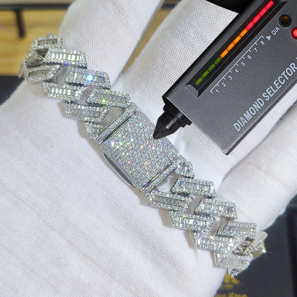 ESKEEM Custom Jewelry 925 Silver 18mm Moissanite Cuban Chain Round&T Shape VVS Moissanite Bracelet