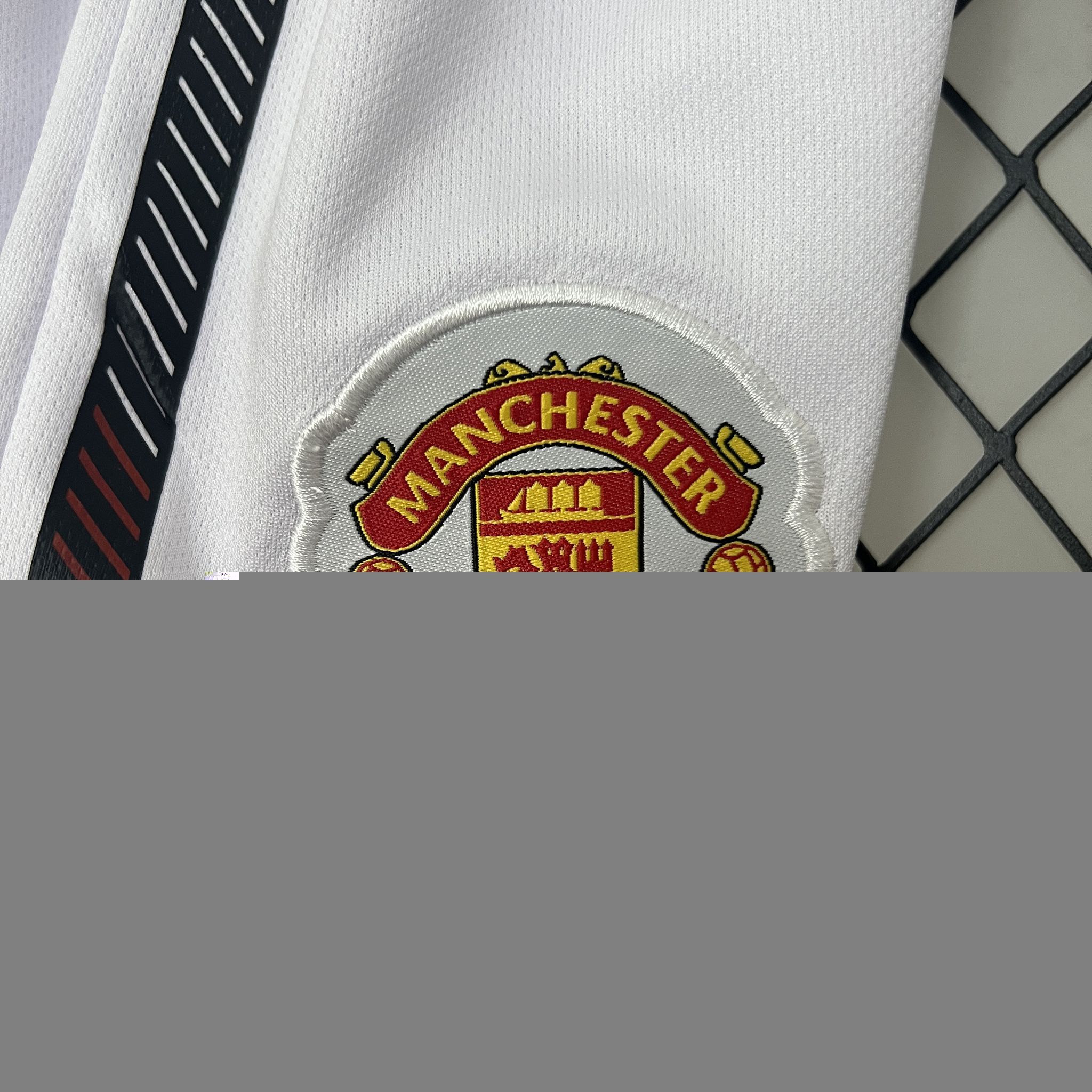Manchester United 10-11 Home Retro Kid Kits Youth Apparels Jersey
