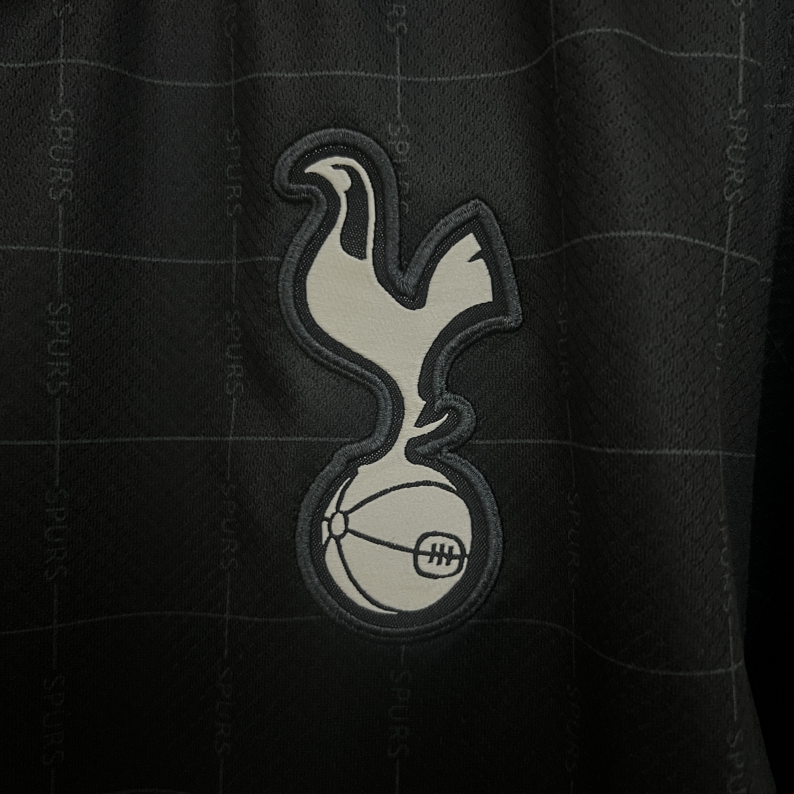 Tottenham Hotspur Home shirt Soccer Jersey 25-26   fans Version