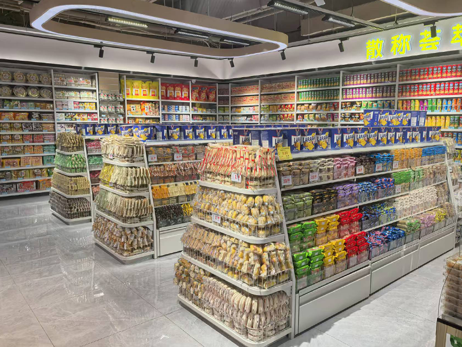 snack display shelving
