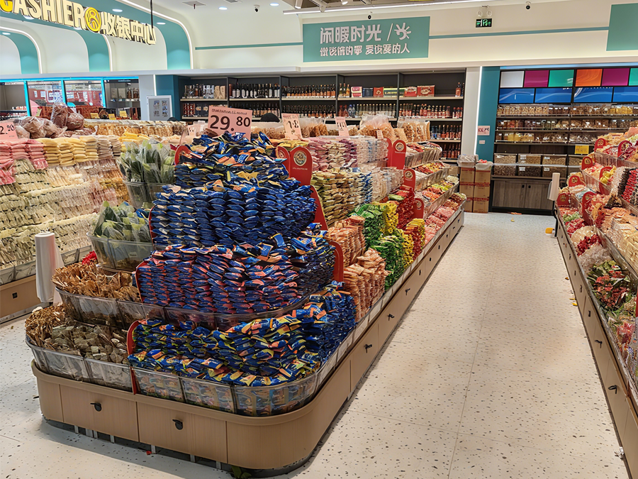 snack display shelving