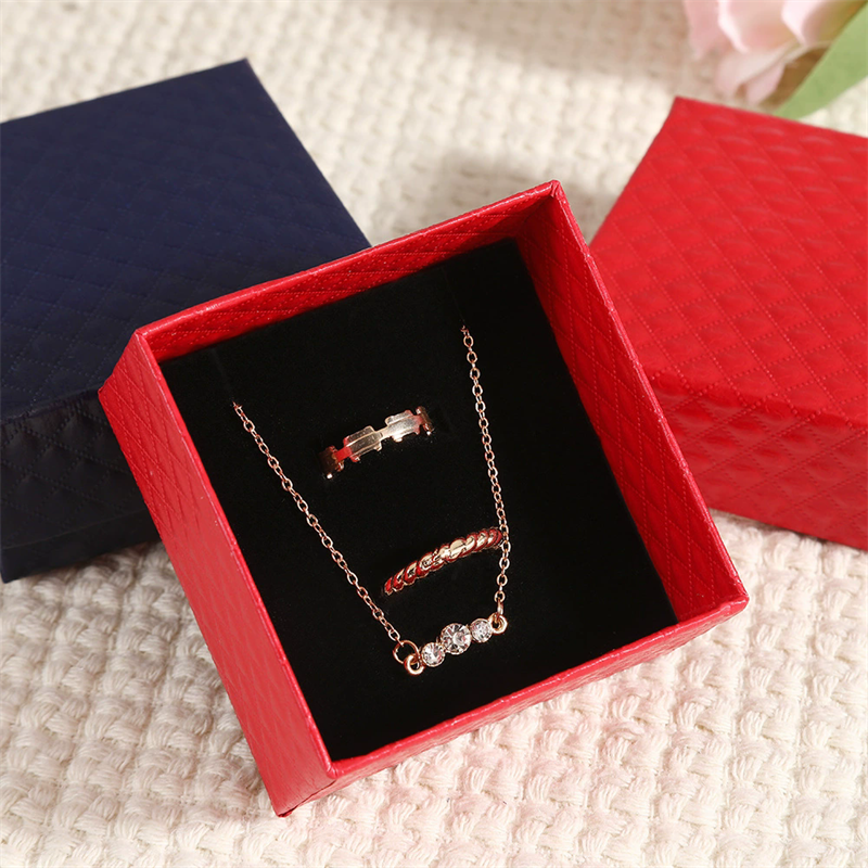 Moyi Custom Square Lid & Base Jewelry Paper Gift Box Ideal For Ring Necklace
