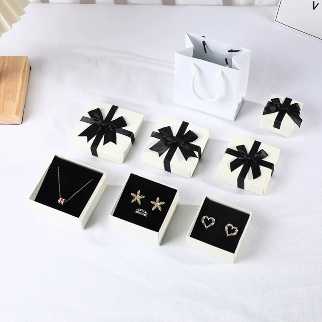 Custom Paper Jeweley Packaging Box For Ring Moyi Packaging Manufacturer
