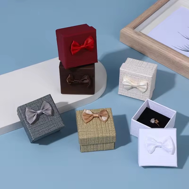 Moyi Packaging Luxury Paper Jewelry Box With Bow Custom Colors For Rings & Earrings