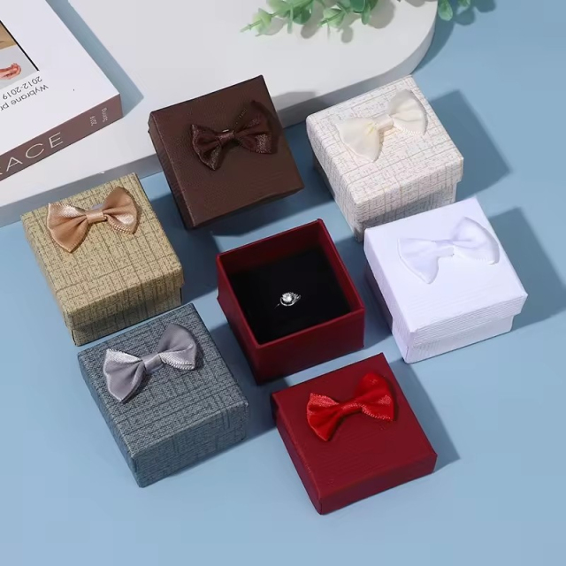 Moyi Packaging Luxury Paper Jewelry Box With Bow Custom Colors For Rings & Earrings