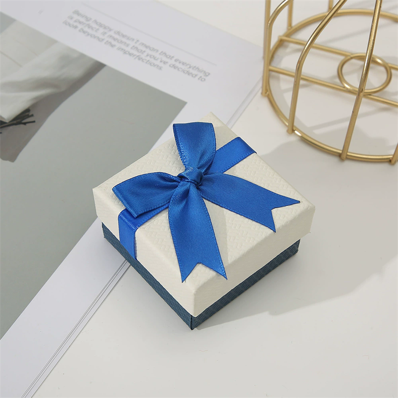 Premium Vibrant Jewelry Gift Box Wuth Matching Bow Detail Fine Jewelry Pachaging By Moyi