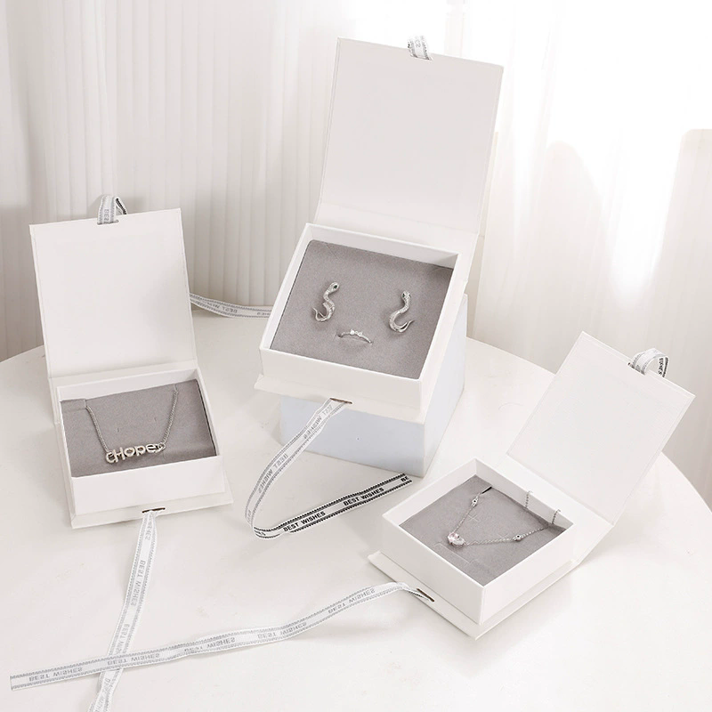 Custom Elegant Ribbon-Tied Jewelry Box For Rings & Necklaces By Moyi Packaging