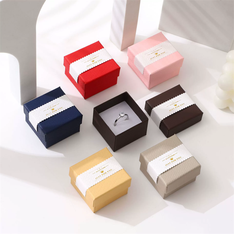 Premium Textured Jewelry Packaging Box Custom Lable & Size Options By Moyi