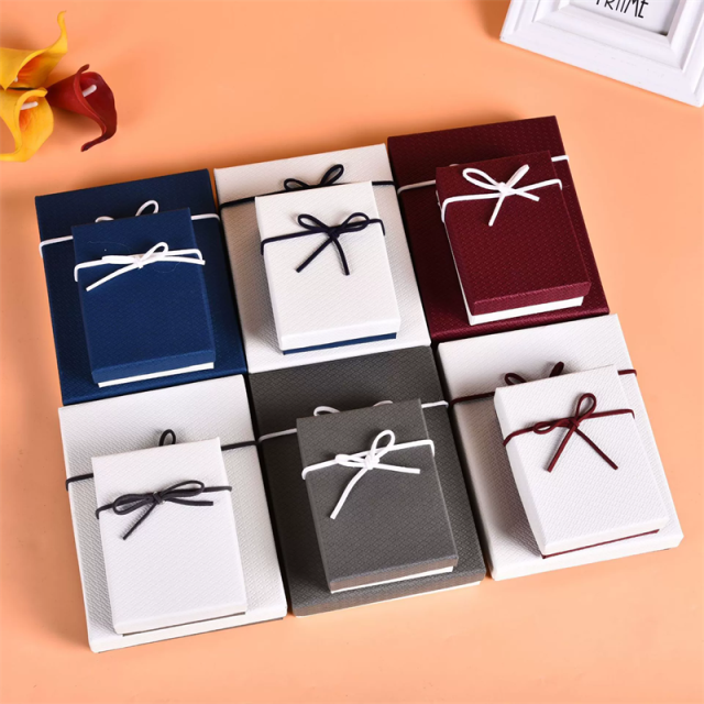 Premium Two-Tone Jewelry Box With Elegant Ribbons Custom Color Combinations By Moyi