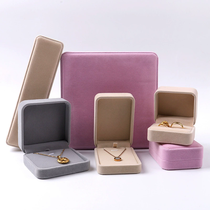 Moyi Packaging Multi-Color Velvet Jewelry Box Set Versatile Ring & Necklace Box