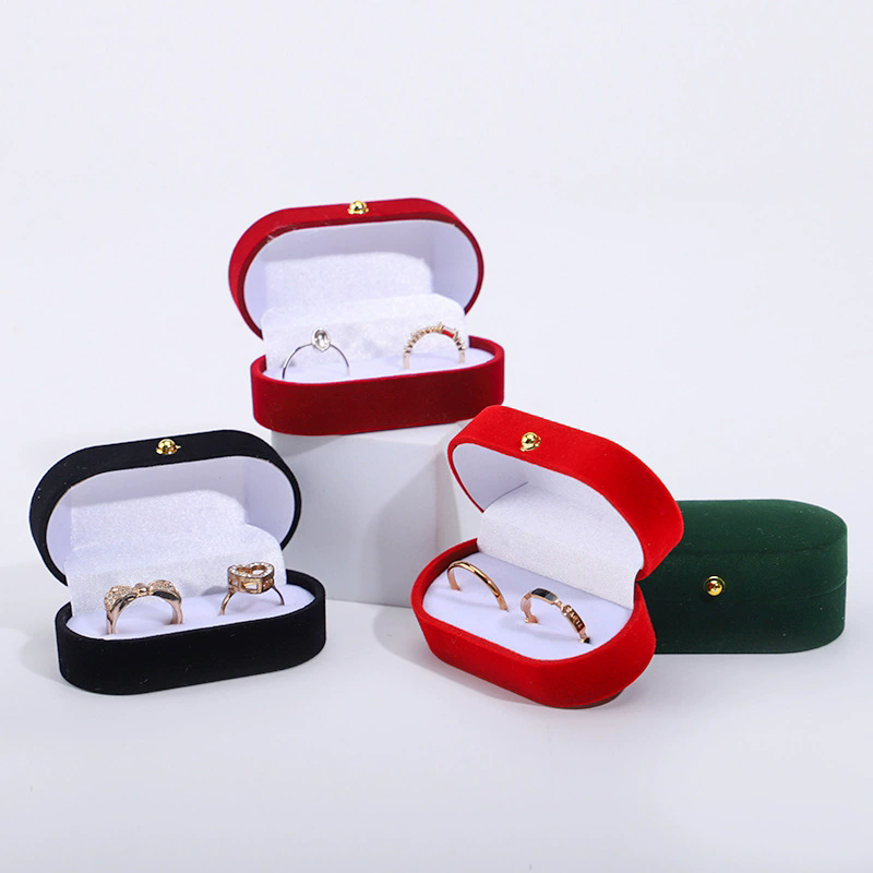 Wholesale Oval Velvet Ring Box Luxury Double Ring Packaging By Moyi
