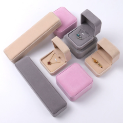 Moyi Packaging Multi-Color Velvet Jewelry Box Set Versatile Ring & Necklace Box