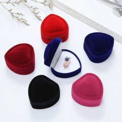 Moyi Wholesale Heart Shape Velvet Ring Box Custom Logo Jewelry Gift Packaging