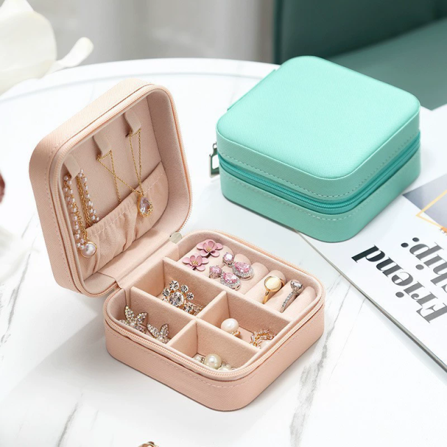 Moyi Portable Travel Jewelry Box Mini PU Leather Jewelry Organizer Case For Ring & Necklace