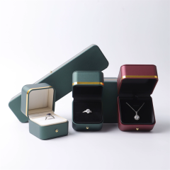 Moyi Luxury Leather Jewelry Gift Box With Gold Trim Premium Box For Ring & Necklace