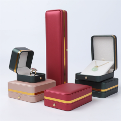 Moyi Premium PU Leather Jewelry Box Set Elegant Gift Case For All Jewelry Types