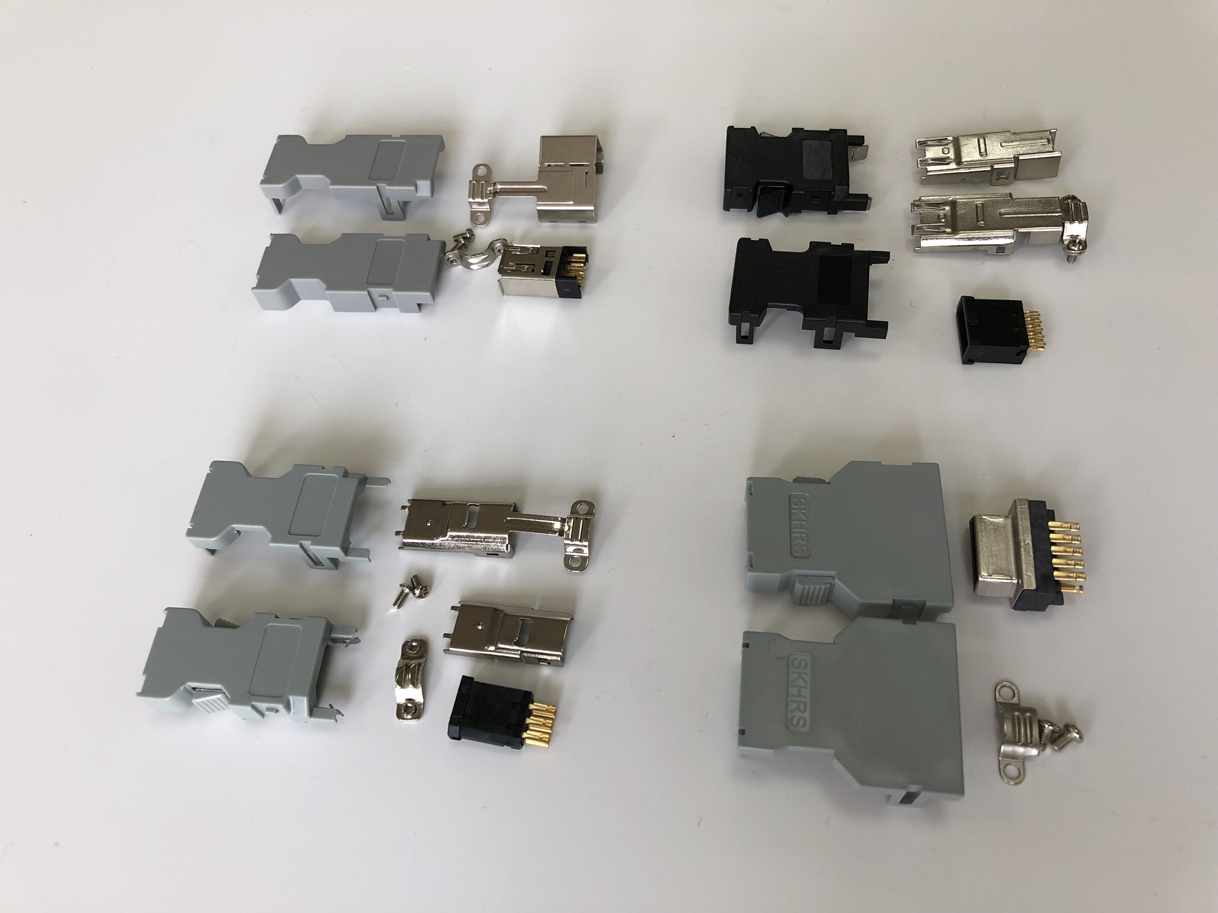 LECHUAN 36310 Compact Ribbon (SCR) I/O IEEE 1394 USB SM-10P 10P Shielded with Copper Contacts Nylon Housing Replaces SM-10P