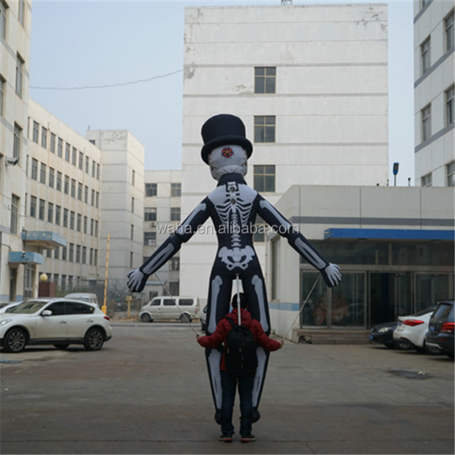 Walking Inflatable Skull Puppet With LED for Parade Halloween Decoration