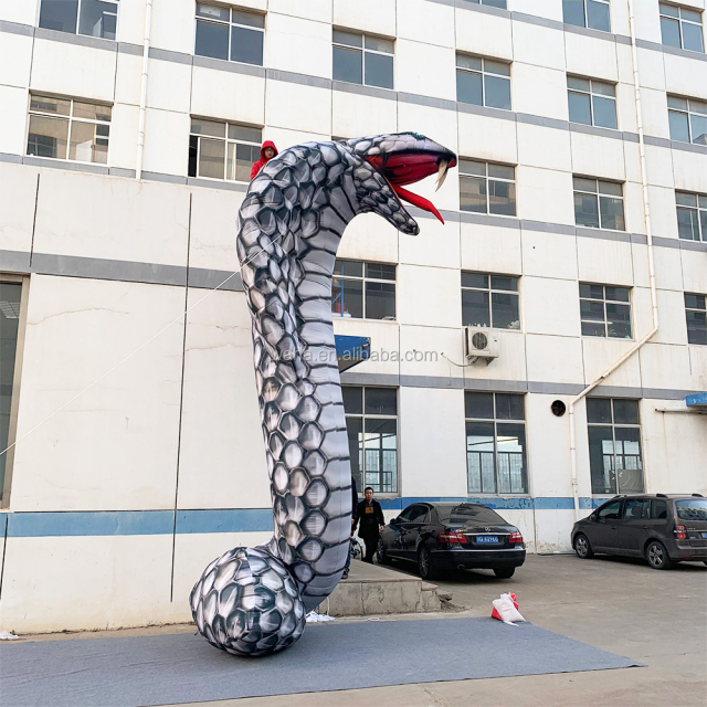 Giant Inflatable Snake Model for Nightclub Bar Decoration