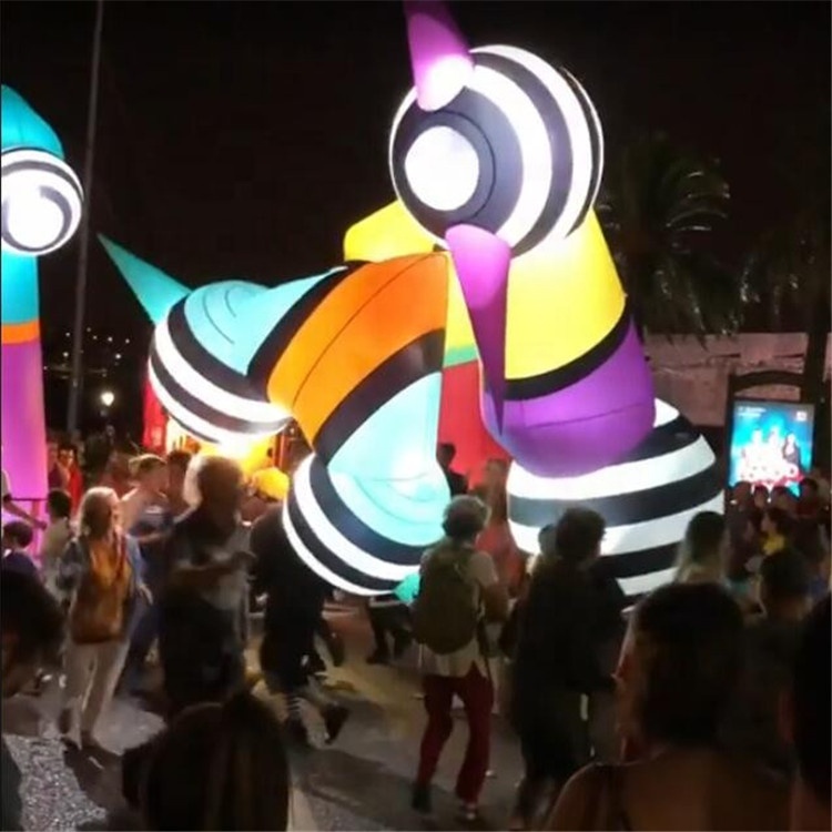 Custom Made Parade LED Decoration Inflatable Walking Costume/ Cone Inflatable Puppet