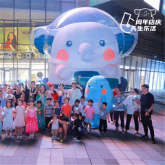 Custom Made Astroman Inflatable Self Standing Astronaut 4 Meters Tall for Event Decoration