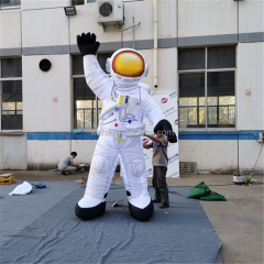 Custom Made Astroman Inflatable Self Standing Astronaut 4 Meters Tall for Event Decoration
