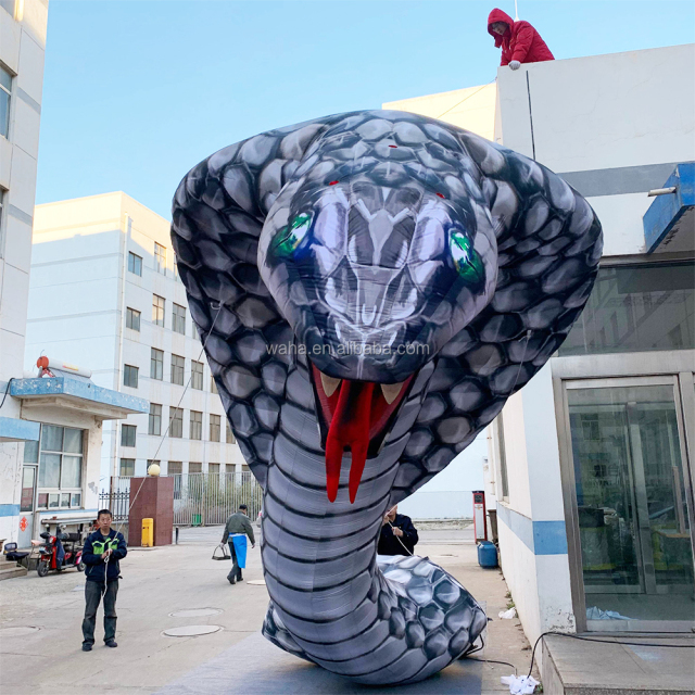 Giant Inflatable Snake Model for Nightclub Bar Decoration