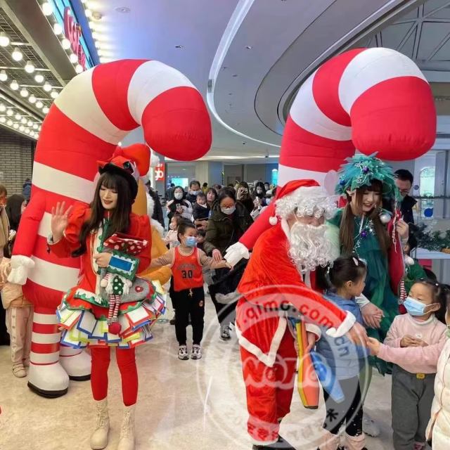 Giant Inflatable Christmas Ornament and Inflatable Santa Claus Mascot Costume  for Christmas Decoration Parade