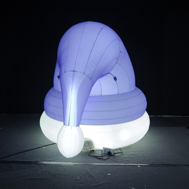 Outdoor Building Decor Inflatable Santa Hat Christmas Light up Purple Inflatable Christmas Hats for New Year Decoration