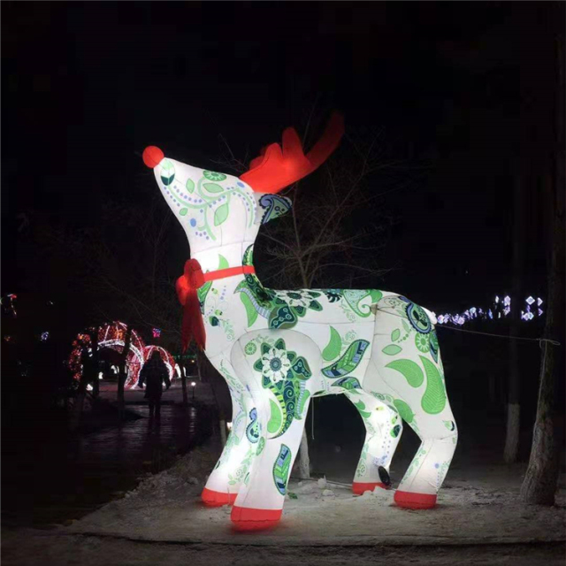 Santa Claus and Inflatable Reindeer Giant PVC Christmas Decorations Inflatable Costume