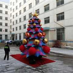 Customized Inflatable Christmas Tree Christmas Festival Indoor Decoration 5m Tall Inflatable Green Tree with LED Lights