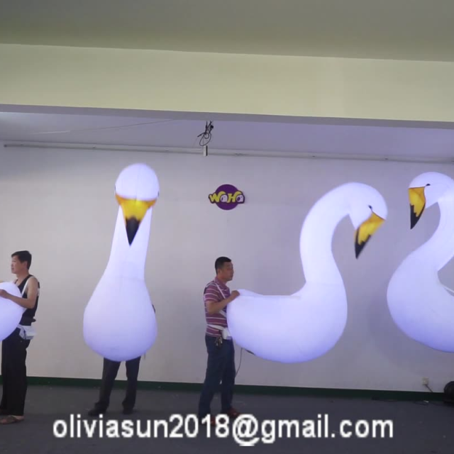 Giant Inflatable Swan Suit With Blower  for Nightclub or Parade Decoration