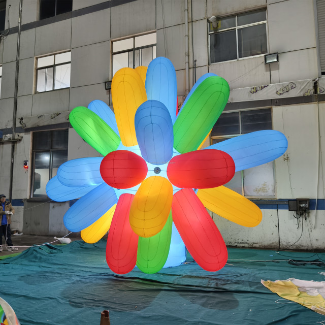 Inflatable Ribbon Inflatable Fireworks with LED Lights Inflatable Art Installation New Year Holiday Decorations