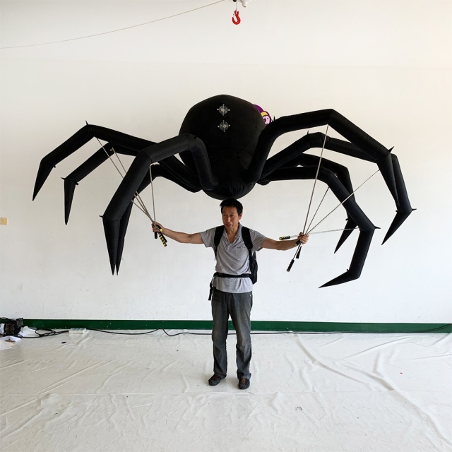 Parade Puppet Inflatable Orange Spider Costume Inflatable Spider Puppet for Halloween Decoration