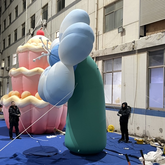 Colorful LED Inflatable Flowers, Suitable for Weddings and Party Events