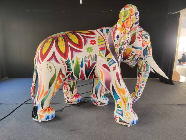 Customized New Design Giant Blow up Animal Custom Advertising Inflatable Elephant Large Inflatable Animal Model