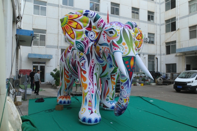 Customized New Design Giant Blow up Animal Custom Advertising Inflatable Elephant Large Inflatable Animal Model