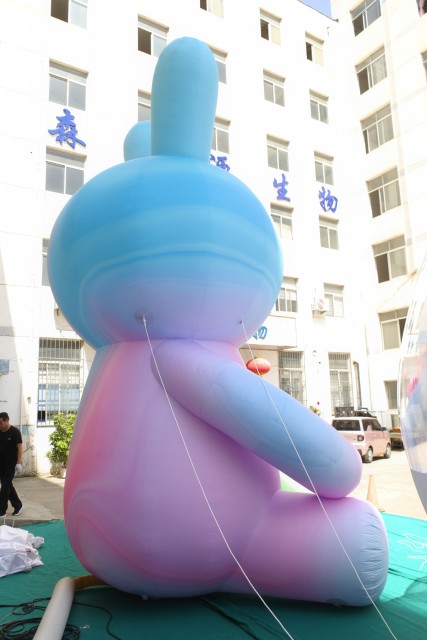 Custom Inflatable Rabbits and LED Illuminated Models, Suitable for Commercial Events, Exhibitions and Large-scale Parades