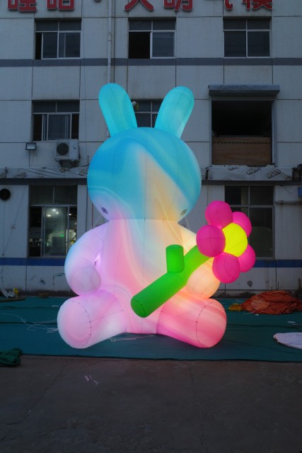 Custom Inflatable Rabbits and LED Illuminated Models, Suitable for Commercial Events, Exhibitions and Large-scale Parades