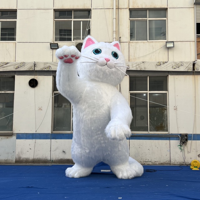Custom White Inflatable Cat Model with Blower Lifelike Advertising Inflatables for Decoration