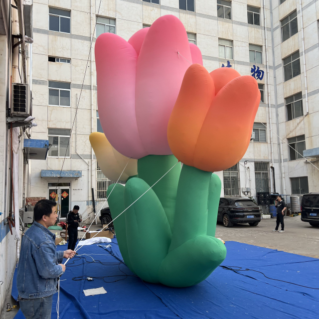 Customized Giant Inflatable Tulip Flower for Outdoor Event & Promotion Advertising Popular for Outdoor Event Decoration