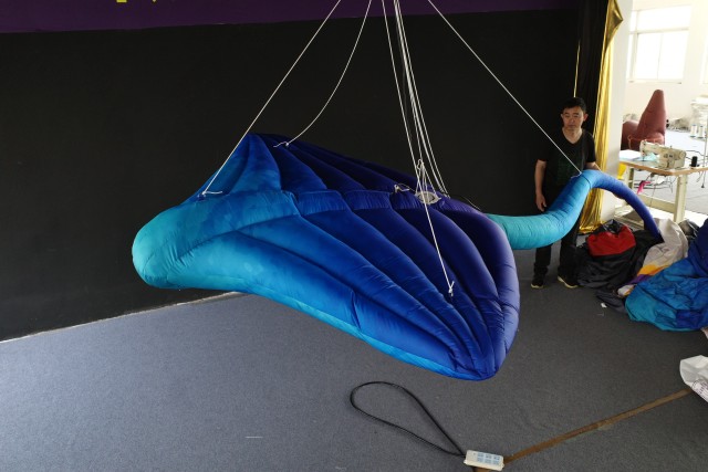 High-quality Custom LED Illuminated Rayfish Inflatable Model, Equipped with Marine Atmosphere Scene Decoration Props.