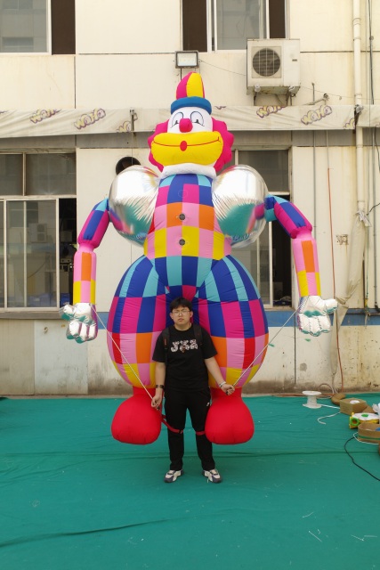 Giant Inflatable Clown Puppeteer Costume, Durable Carnival Advertising Inflatable for Event