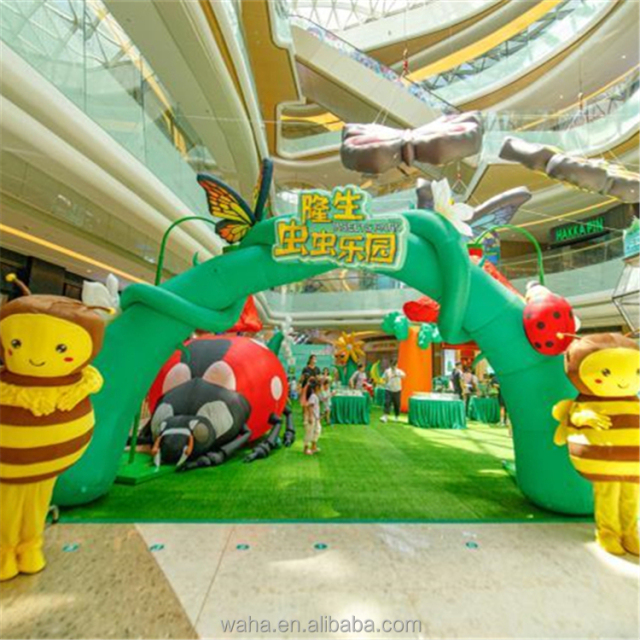 Best Selling WAHA Brand Wedding Event Decoration Inflatable Customized Red and White Lotus Flower 6m Built-In Fan OEM