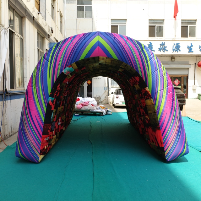 Outdoor Custom-made Funny and Creative Children's Interactive Tent for Family Activities
