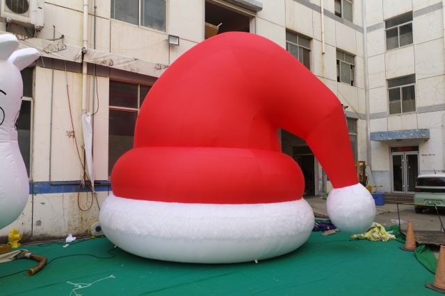 Giant Illuminated Inflatable Santa Hat for Commercial Display & Exhibition, Durable Christmas Advertising Inflatable
