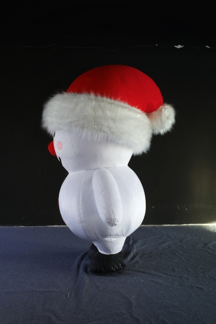 Premium Custom Inflatable Cartoon Snowman, Long-Lasting Advertising Inflatable for City Branding & Holiday