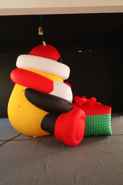 Customized Inflatable Santa Model, Blow up Advertising Inflatable for Commercial Decoration & Christmas Event