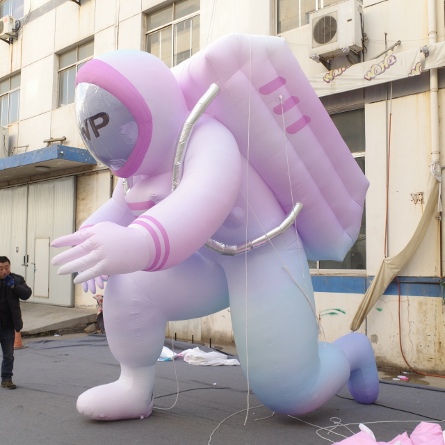 Giant Inflatable Astronaut Model Space Man Astronaut Inflatable Giant Inflatable Astronaut Costume for Promotion